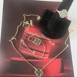 10K Set For Wedding ( Chain 18 Inches Long Ring Size 7 and Bracelet 7.5 Inches Long)