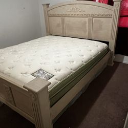 King Bed 