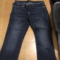 Women’s Juniors Rock& Republic Capris 