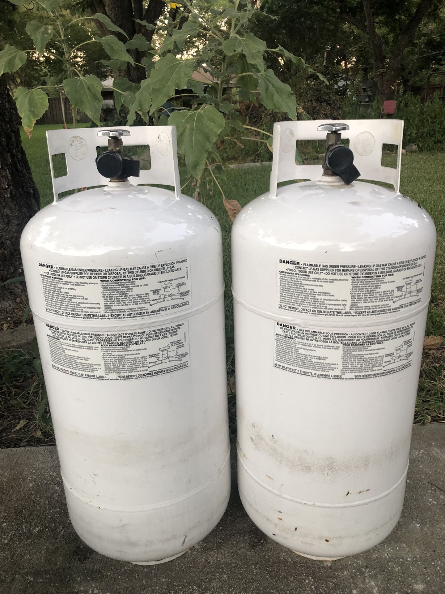 PROPANE TANKS—40 Lb