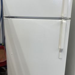 GE® 11.9 Cu. Ft. Apartment/Second Refrigerator! 30-Day Warranty! We Can Deliver! 