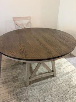 Farmhouse Round Table with 6 chairs