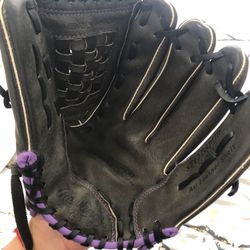 Softball Glove 