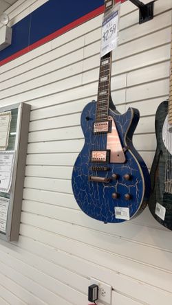 Axl guitar