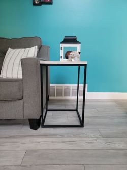 Walker Edison Marble Side Table