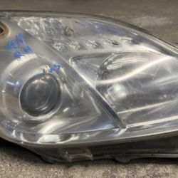 2015 Toyota Prius RH Passenger Headlight OEM