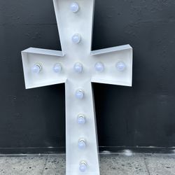 4 Feet Marquee Cross