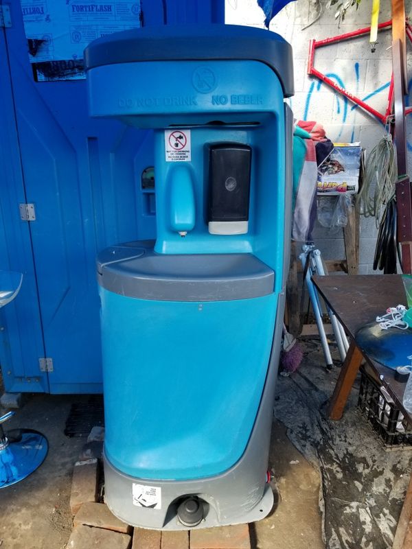 PORTABLE HAND WASH STATION for Sale in Los Angeles, CA OfferUp
