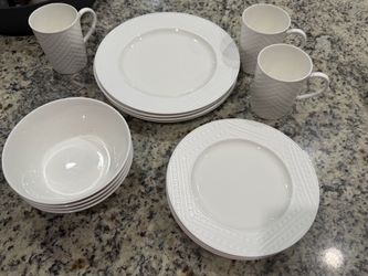 Lauren Ralph Lauren Modernist Dinnerware Set (15 pieces)
