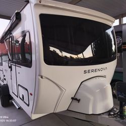 2025 Grand design Serenova 160 lg