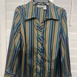 Women’s Blouse Size Size 2X $10