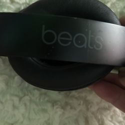 Beats Studio 3