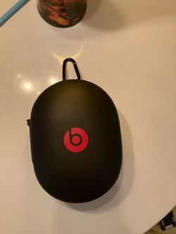 Beats Studio Wireless headphones model B0501 Older pair but very well taken care of and works awesome.