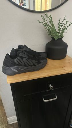 Yeezy Boost 700 Triple Black