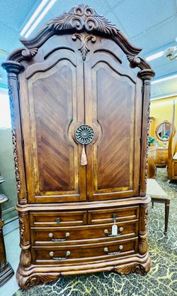 AICO By Michael Amini EXCELSIOR Armoire