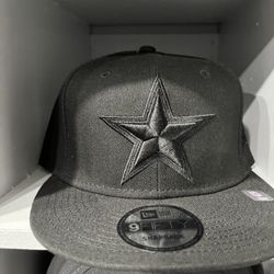 Cowboys Snapback hats 35$ each