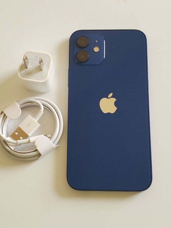 iPhone 12 , Factory Unlocked, Excellent Condition Like New