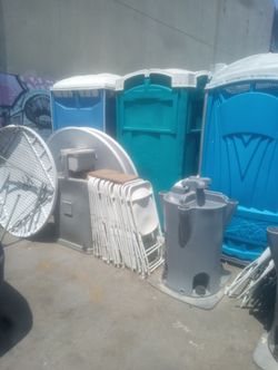 Portable restroom