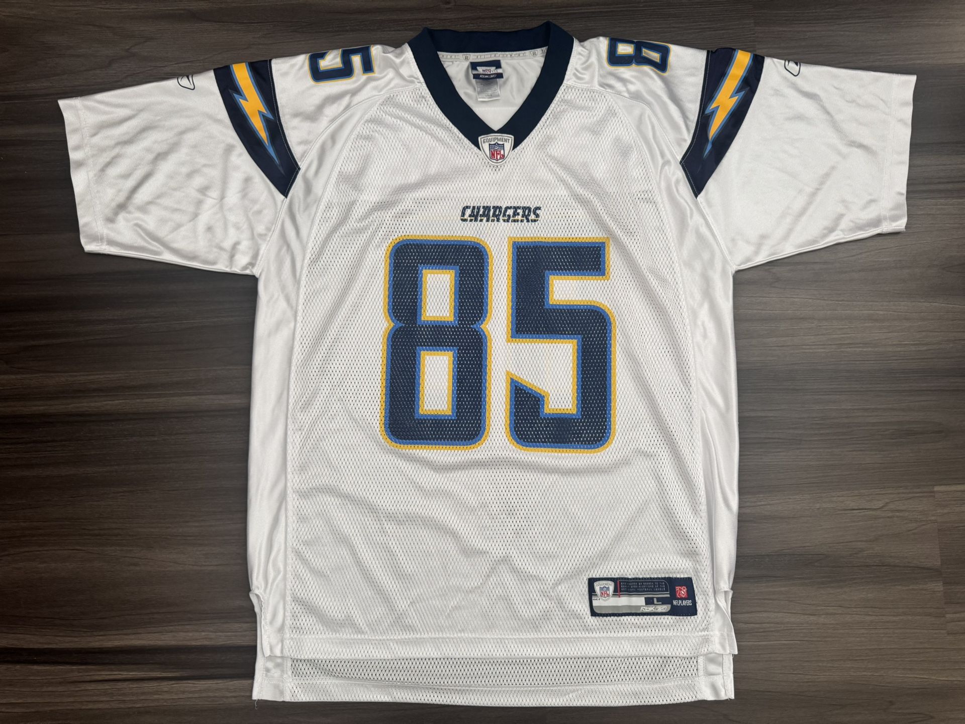 Reebok San Diego Chargers Antonio Gates #85 NFL Away Equipment Jersey Men’s L 100% authentic. Good condition, lightly worn. The product is a Reebok