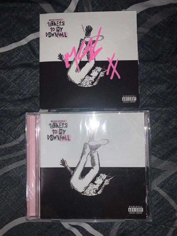MACHINE GUN KELLY SIGNED TICKETS TO MY DOWNFALL CD BOOK.