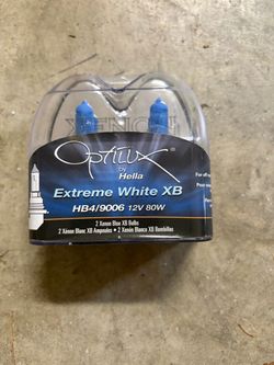 Hella Optilux Extreme White XB HB4/9006 Bulbs