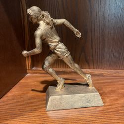 Cross Country Running Girl Statue For $5