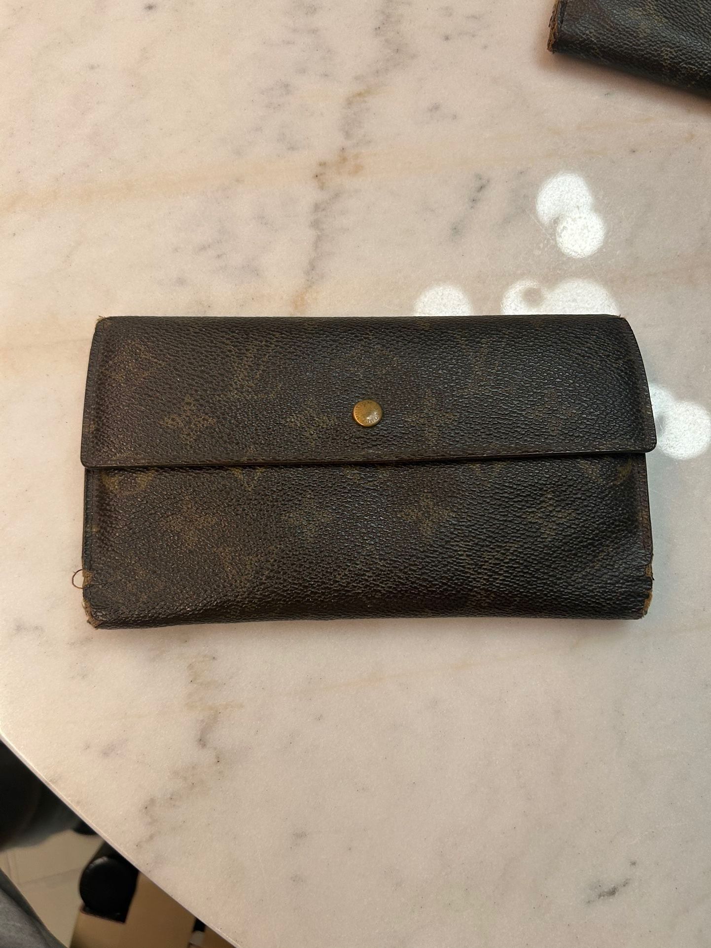 Designer Tri-fold Wallet