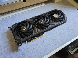 ZOTAC RTX 5070 Ti Solid SFF OC
