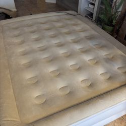 Serta Queen Air Mattress - Motorized Inflate