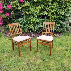 Folding chairs (Pair)