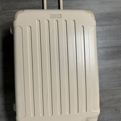 Kenneth Cole Reaction 28 Inch Rolling Suitcase