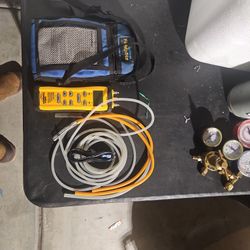 Fieldpiece Duel Port Manometer 