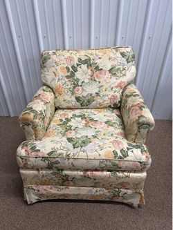 Ethan Allen Floral Club Chair