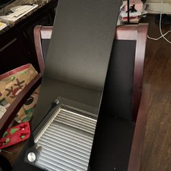 glass platform stand 