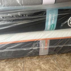 King Queen Size Tempurpedic ProAdapt,  ProBreeze,  LuxeBreeze Mattress  Pro Breeze /Luxe Adapt /Pro Adapt /Adapt /cloud /Tempur pedic contour Supreme 