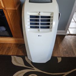 LG  Mod# LP1013WNR Portable Air Conditioner 