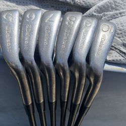 Daiwa Ladies Golf Irons Right Hand 56,7,8,9,10 - 6 Clubs 