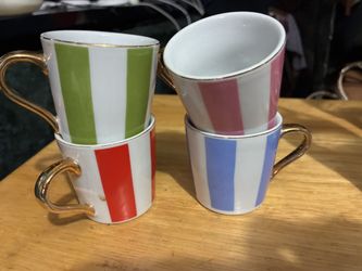 Tea Cups 