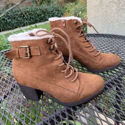 Women Fur Heeled Boots