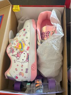Hello Kitty Heely’s