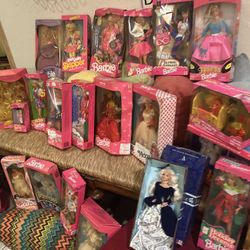 Vintage Barbies. I Pre Ordered Long Ago , Certificate Of Authenticity From