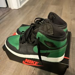 Nike Air Jordan 1 Retro High OG Pine Green Sneaker Shoes Size 6.5Y