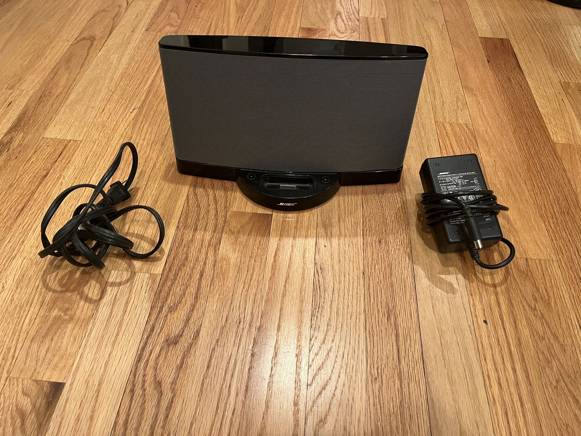 Bose Sounddock Series II music System 