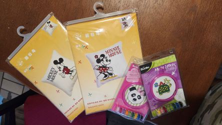NEEDLE POINT KITS