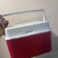 Rubbermaid Model 2905 5 Quart Ice Chest Cooler Mini Lunchbox Red White