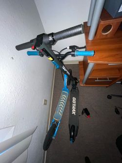 Gotrak e scooter & Razor Flashback 2 Wheel Kick Scooter