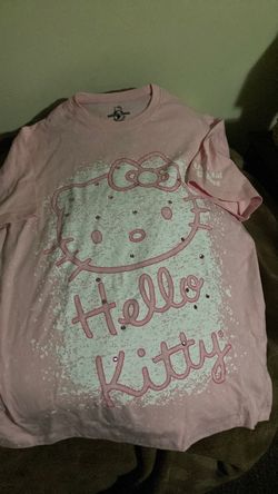 Pink hello kitty shirt