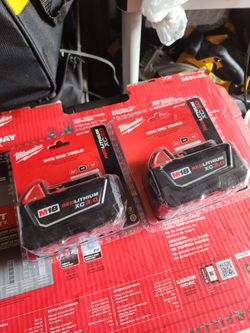 Firm Price 🛑 Milwaukee M18 3.0 2-batteries new price for 2. New. Precio Firme 🛑