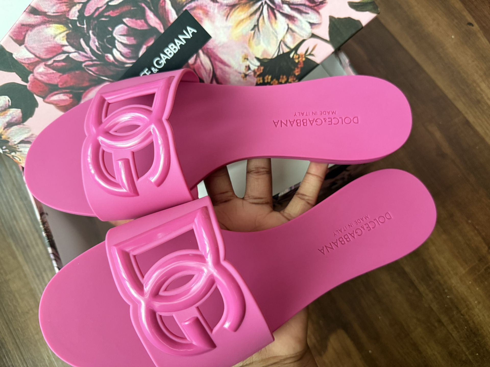 dolce & gabana sandles
