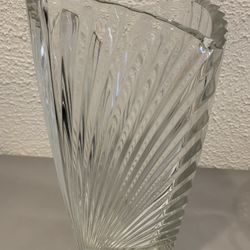 Mikasa vision clear vase swirl and ridge pattern four sided  10.25” x6”x 4.25” D  No chip , no cracks , like new , no box If you see it here , it is a